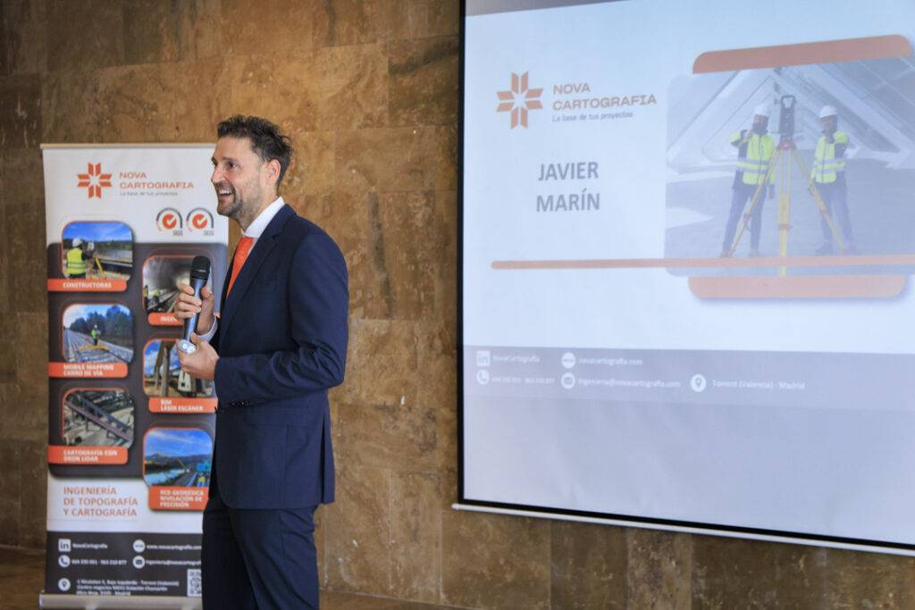 Javier Marín Departamento Obras y Comercial Nova Cartografía